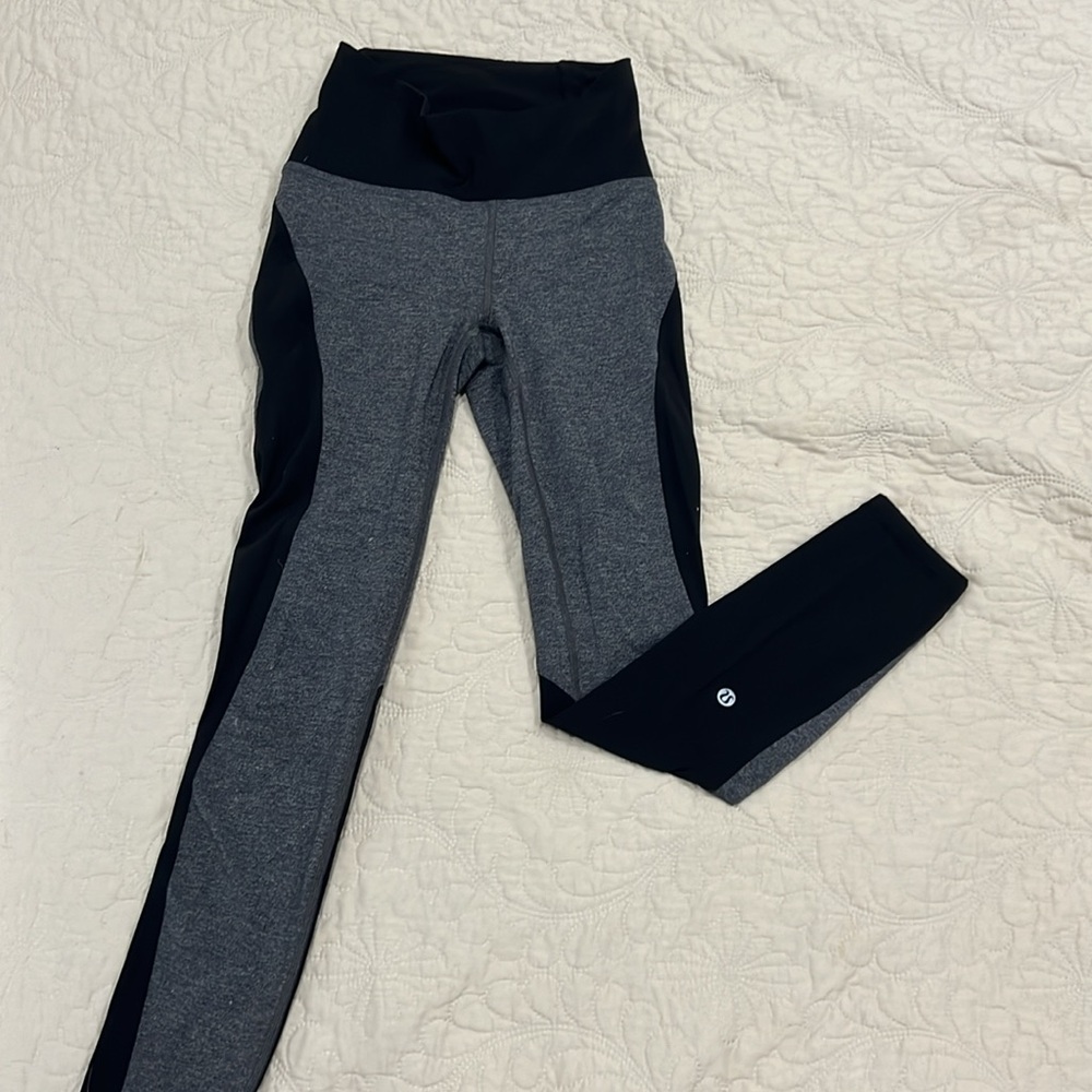 Lululemon black and grey pants